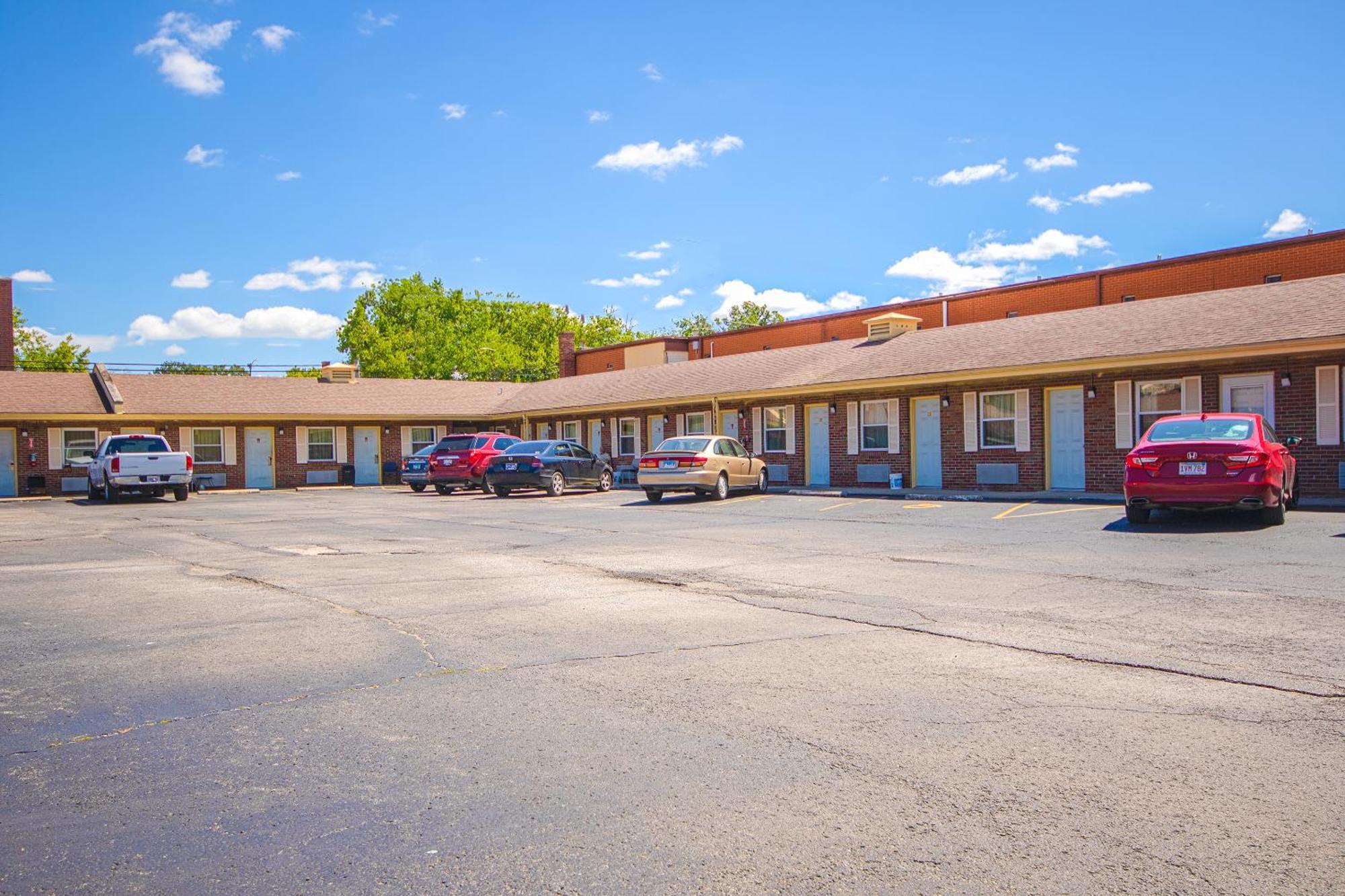 Centralia Motel Near Downtown By Oyo Екстериор снимка