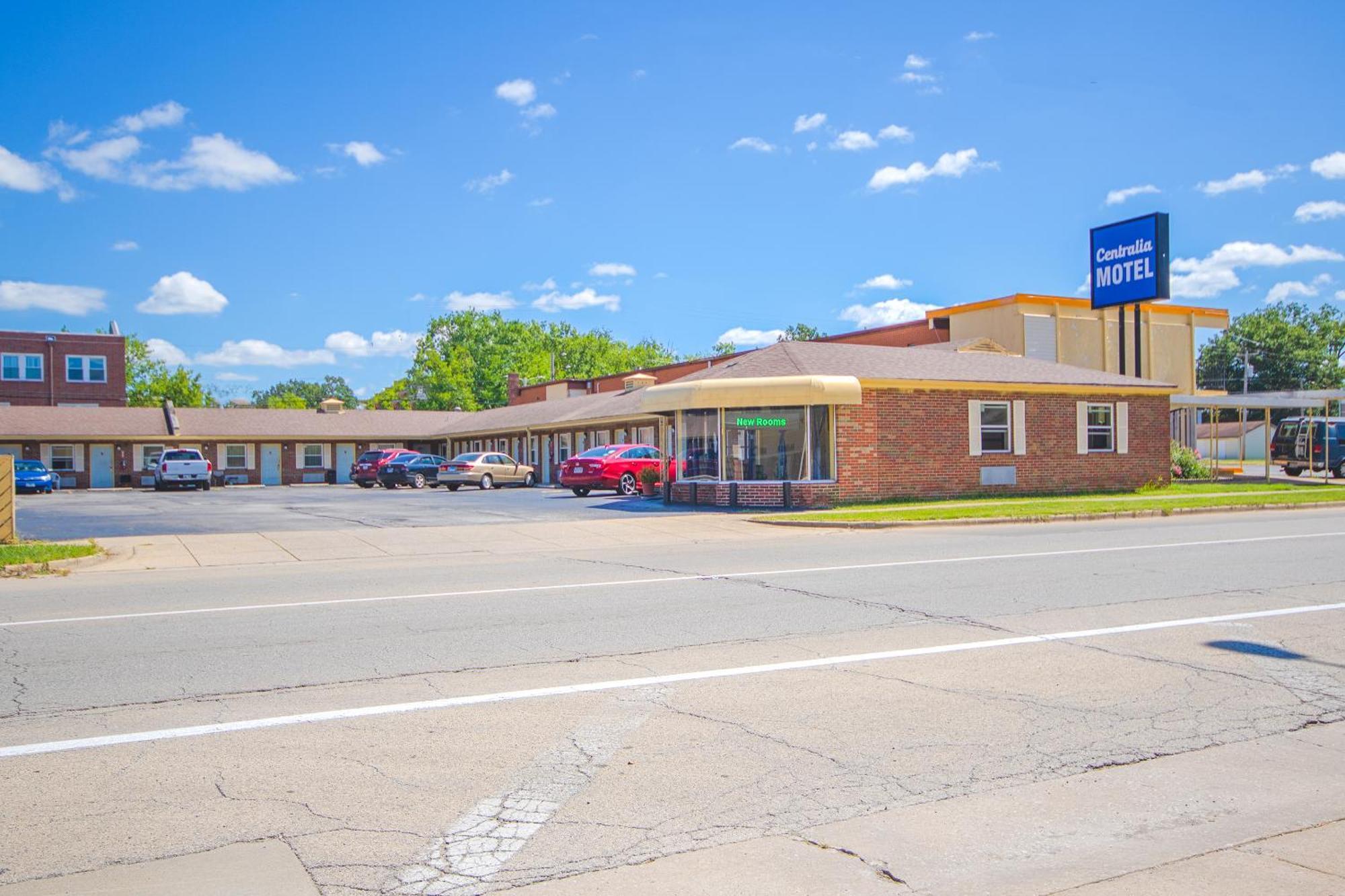 Centralia Motel Near Downtown By Oyo Екстериор снимка